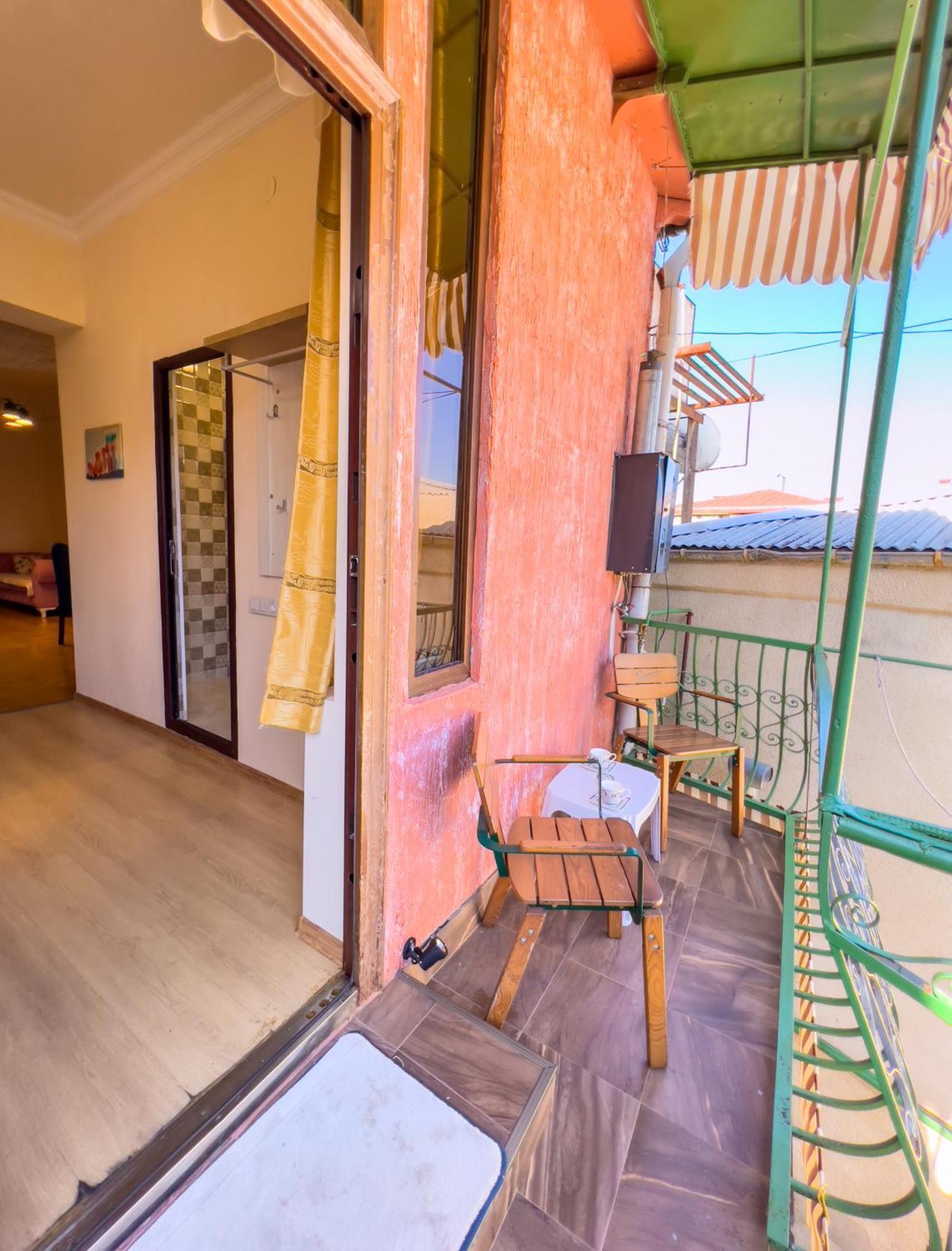 Apartment Deme クタイシ エクステリア 写真